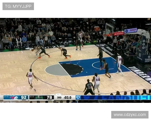 [NBA]斯潘塞突分篮下 克拉克压哨抛投打成2+1.