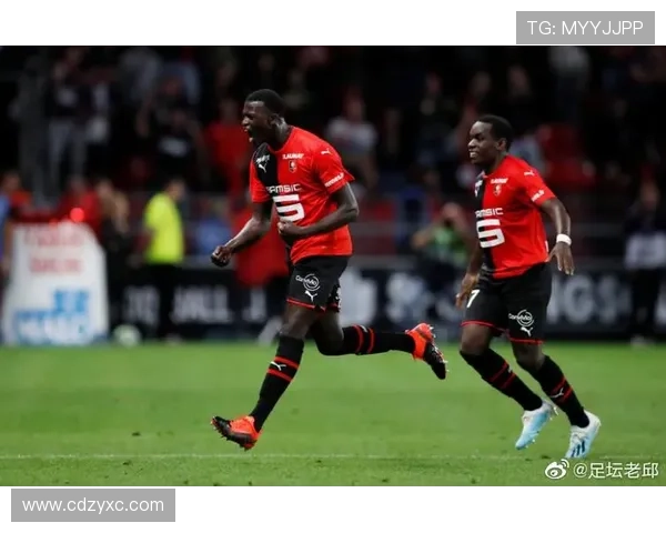 斯特拉斯堡对阵雷恩：福法纳路易斯首发